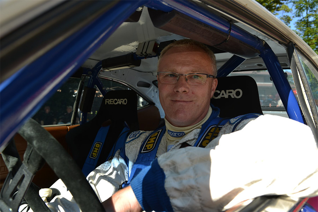 Det var Kenneth Saust, direktør for Yokohama i Danmark og selv klassisk rallykører, der inviterede Monte-Carlo-vinderne til Øresundsregionen
(Foto: Michael Eisenberg)